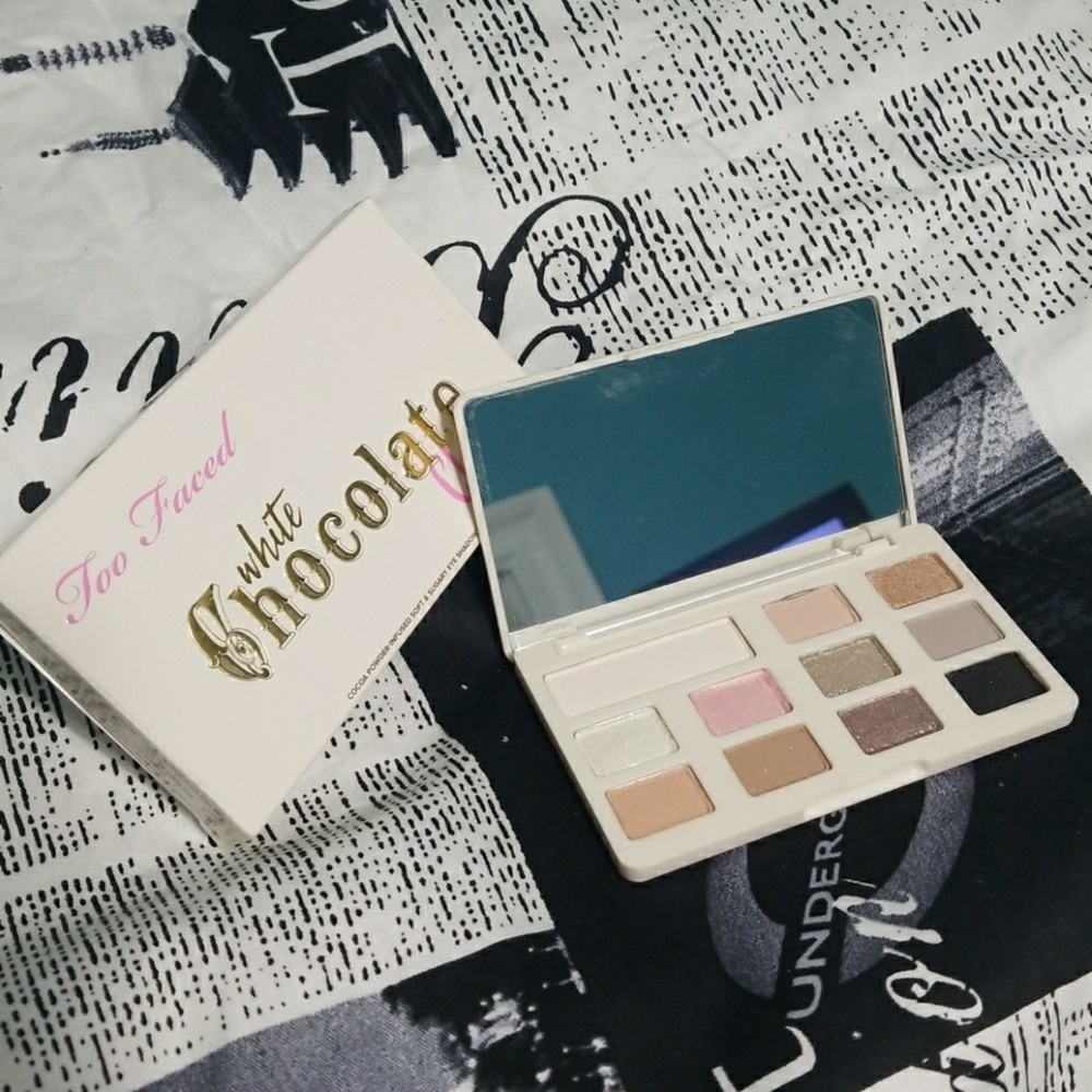 Too Faced White Chocolate Chip Palette
